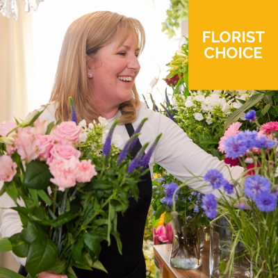 Mother's Day Florist Choice Hand-Tied - The florist will choose the most beautiful blooms of the day - Handtied in water. Presentation and style your choice! Mother's Day Florist Choice Hand-Tied - The florist will choose the most beautiful blooms of the day - Handtied in water. Presentation and style your choice!